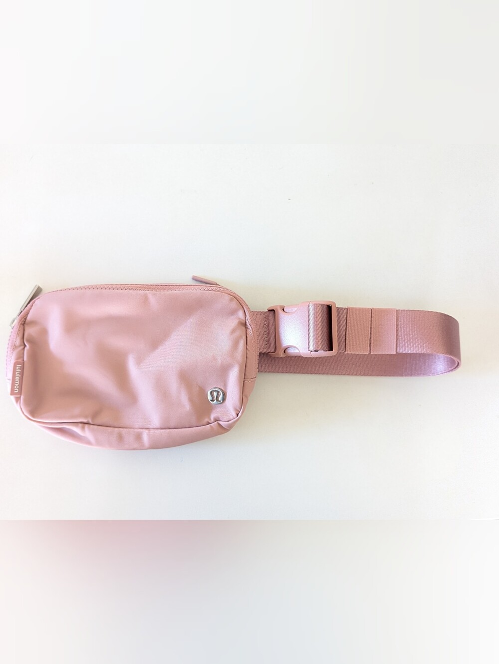 NWOT Lululemon Pink Everywhere Belt Bag 1L